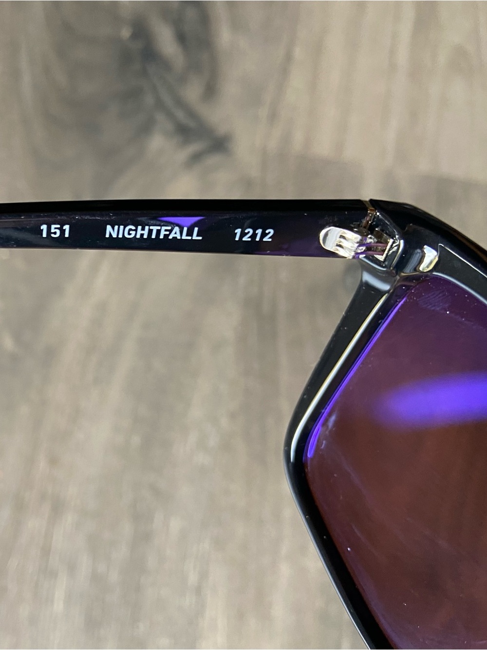 Quay Oversized Women’s Shield Sunglasses — Pinkish Gradient Lenses - Picture 3 of 4